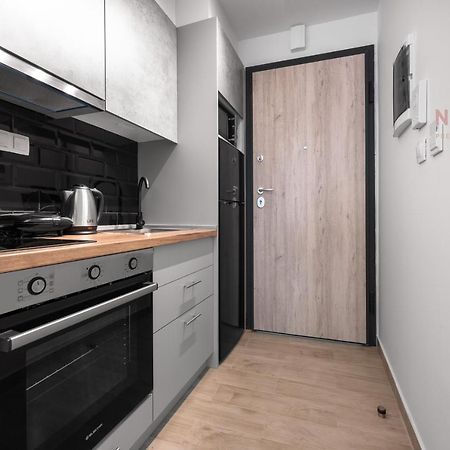 V1 Boutique Rooms, Nilie Hospitality Mgmt Солун Екстериор снимка