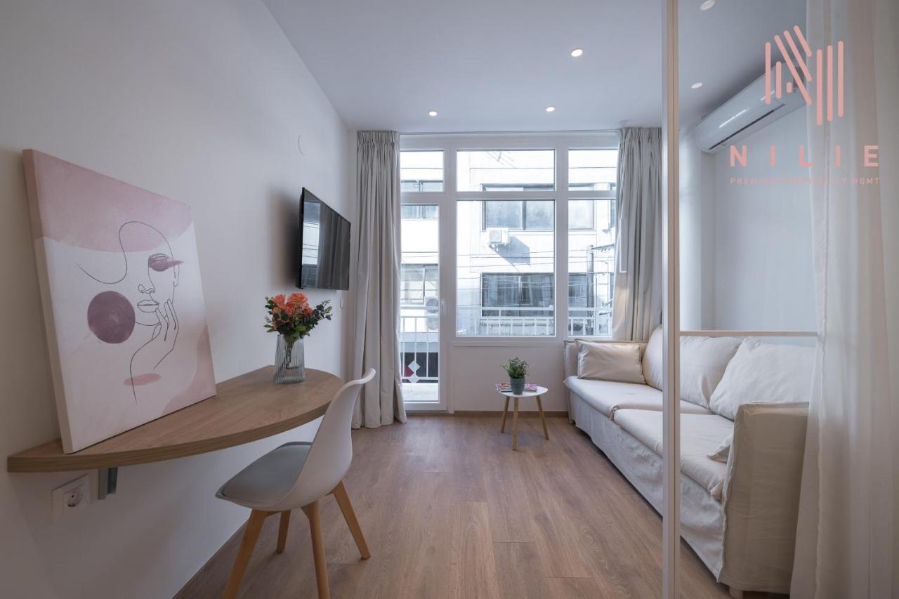 V1 Boutique Rooms, Nilie Hospitality Mgmt Солун Екстериор снимка