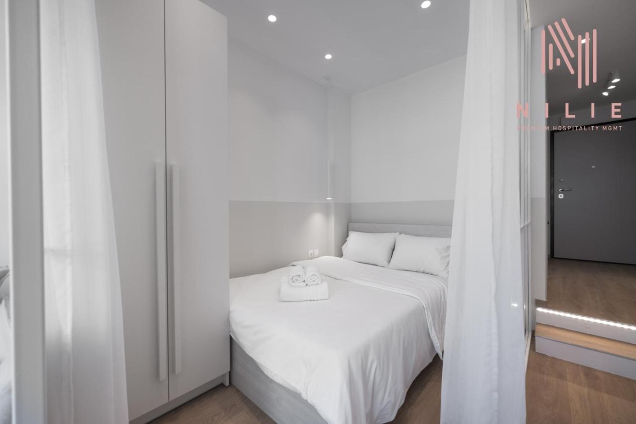 V1 Boutique Rooms, Nilie Hospitality Mgmt Солун Екстериор снимка