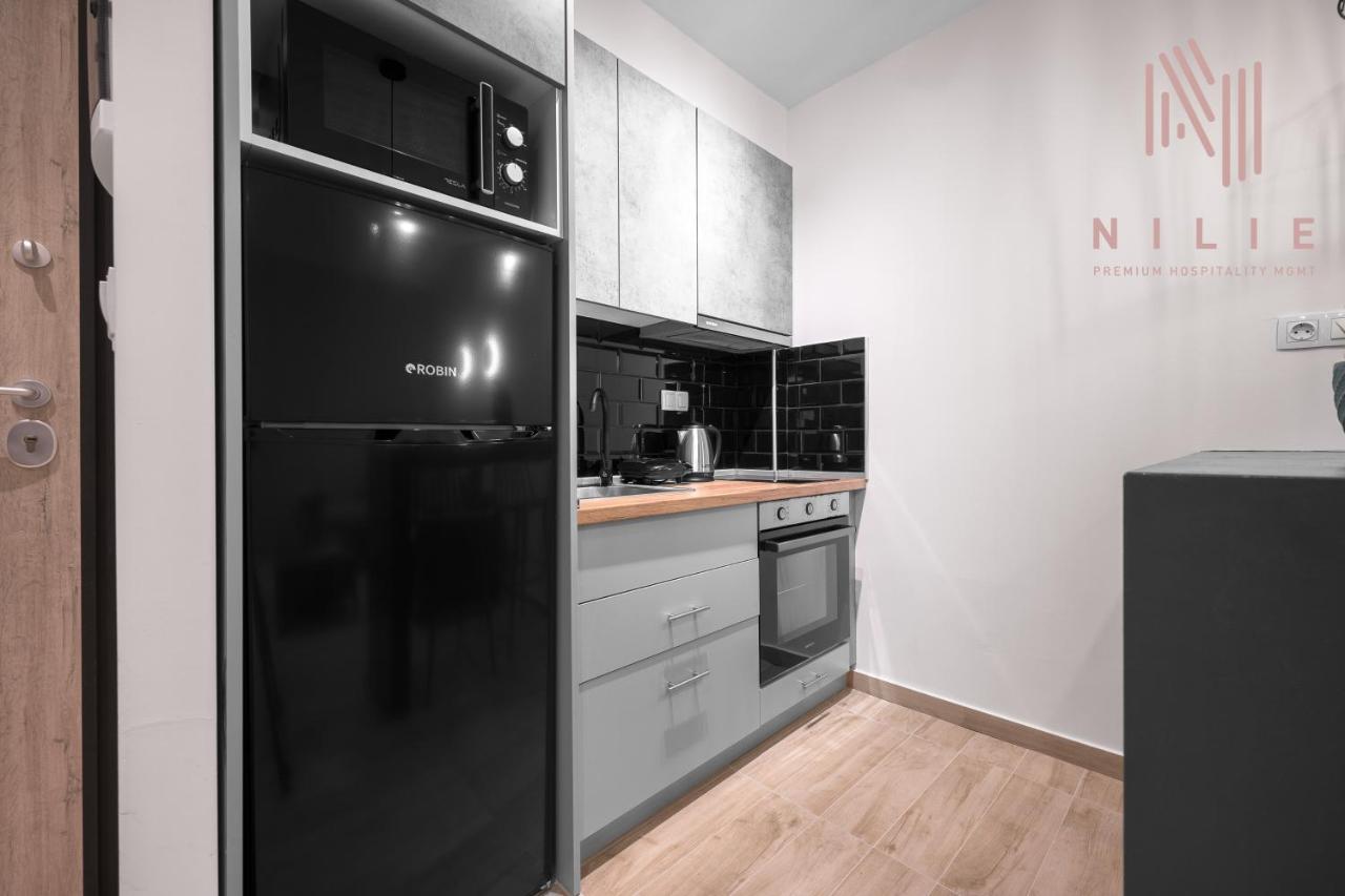 V1 Boutique Rooms, Nilie Hospitality Mgmt Солун Екстериор снимка
