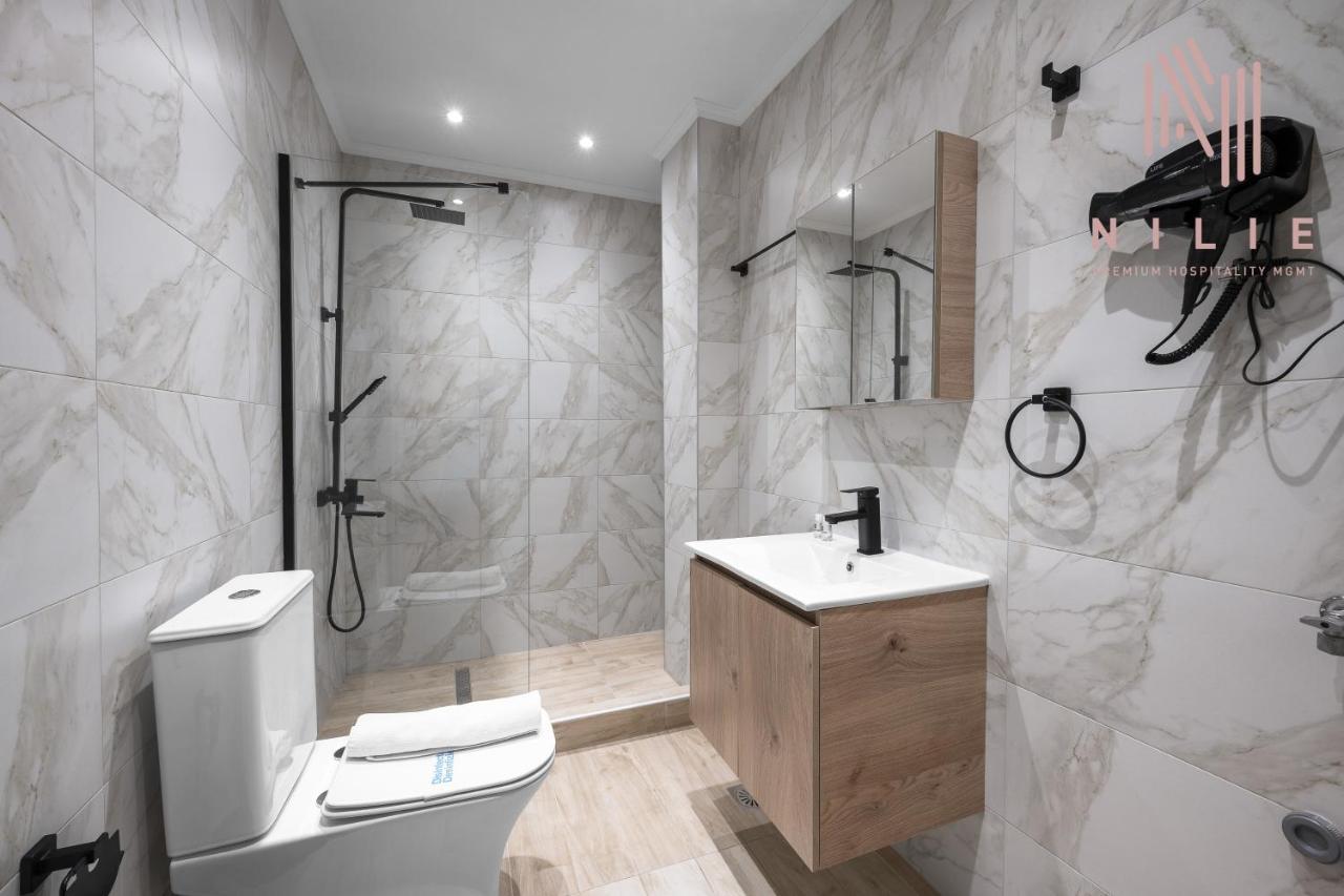 V1 Boutique Rooms, Nilie Hospitality Mgmt Солун Екстериор снимка