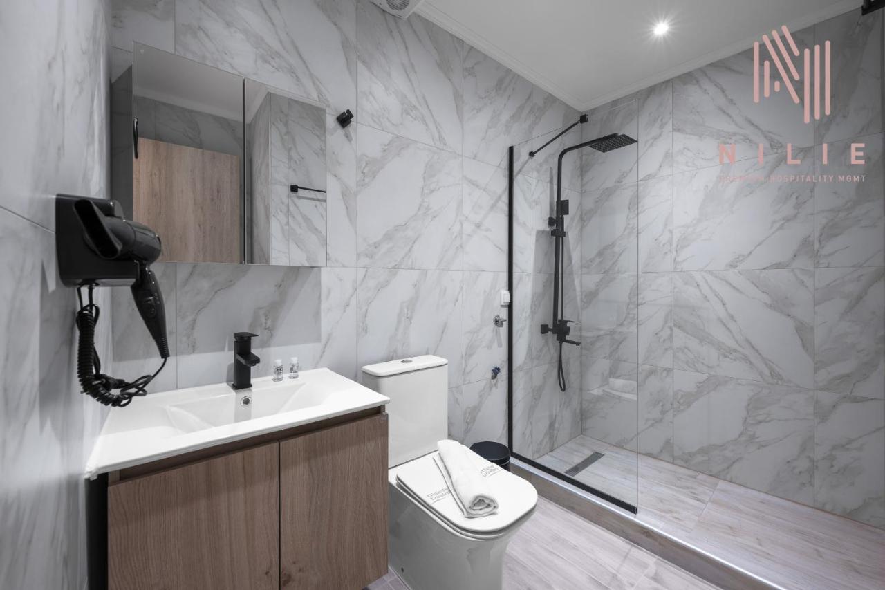 V1 Boutique Rooms, Nilie Hospitality Mgmt Солун Екстериор снимка